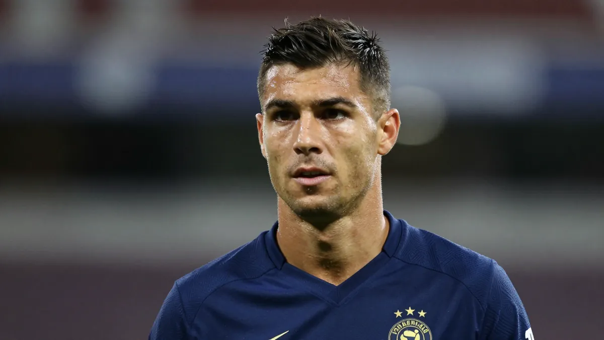 Henderson backs Falkirk bonds to steer summer rebuild